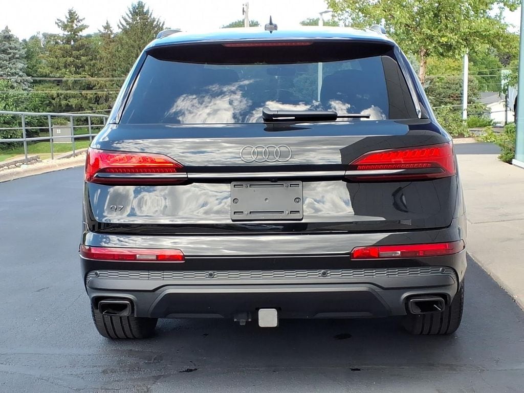 Used 2025 Audi Q7 45 Premium Plus SUV