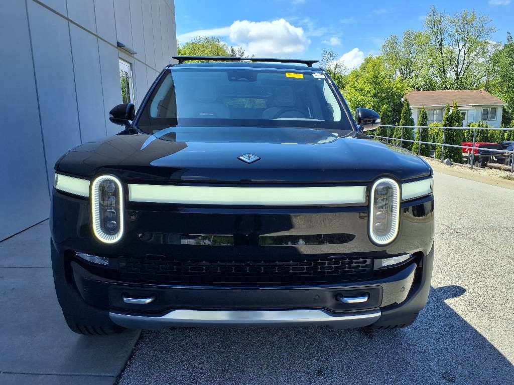 Used 2023 Rivian R1S Adventure with VIN 7PDSGABA1PN023051 for sale in Waukesha, WI