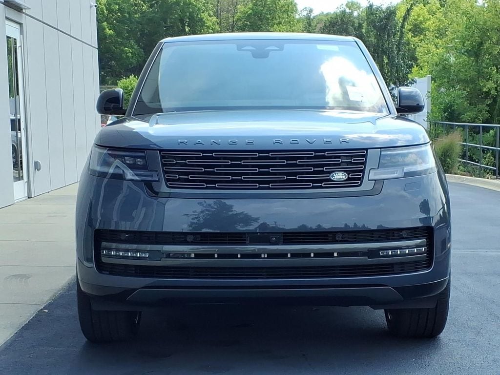 New 2026 Land Rover Range Rover SE 7 Seats SUV
