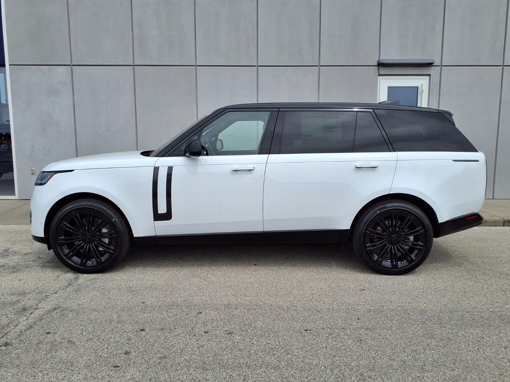 New 2026 Land Rover Range Rover SE LWB 7-Seats / V8 SUV