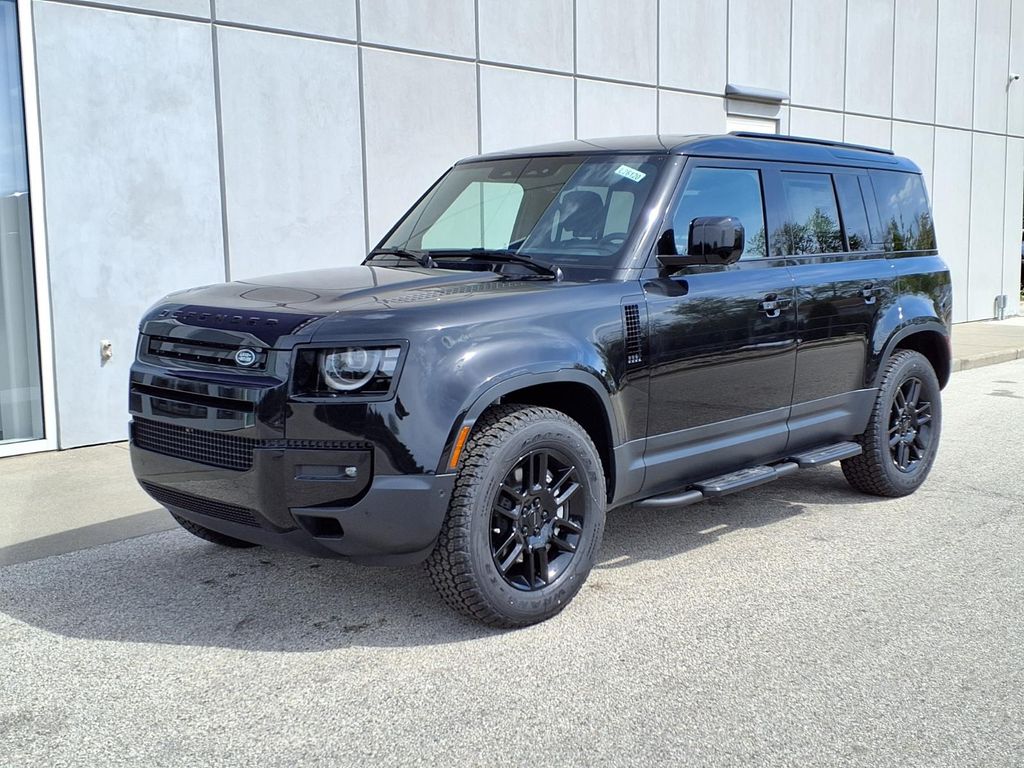 2026 Land Rover Defender 110 S P300's photo