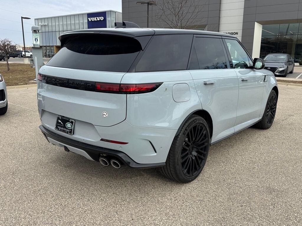 New 2026 Land Rover Range Rover Sport