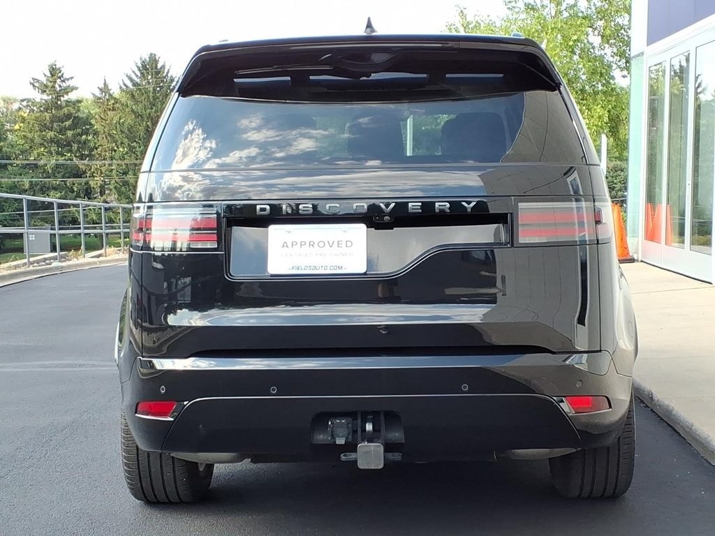 Certified 2025 Land Rover Discovery Dynamic SE SUV