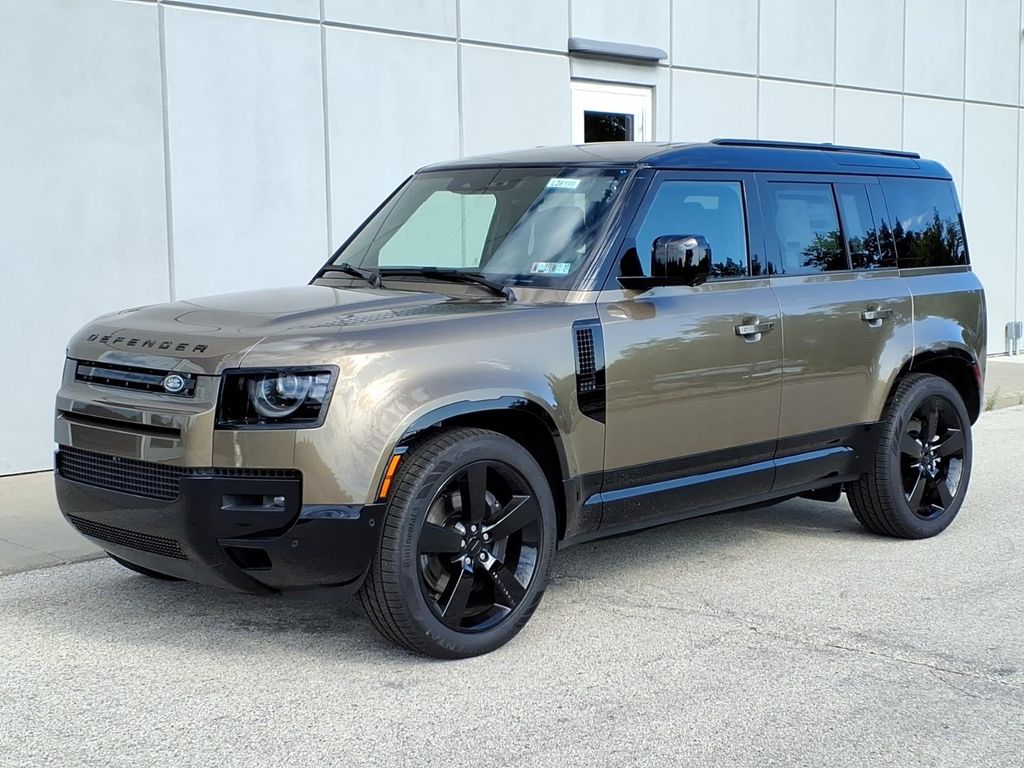 2026 Land Rover Defender 110 X-Dynamic SE P400's photo