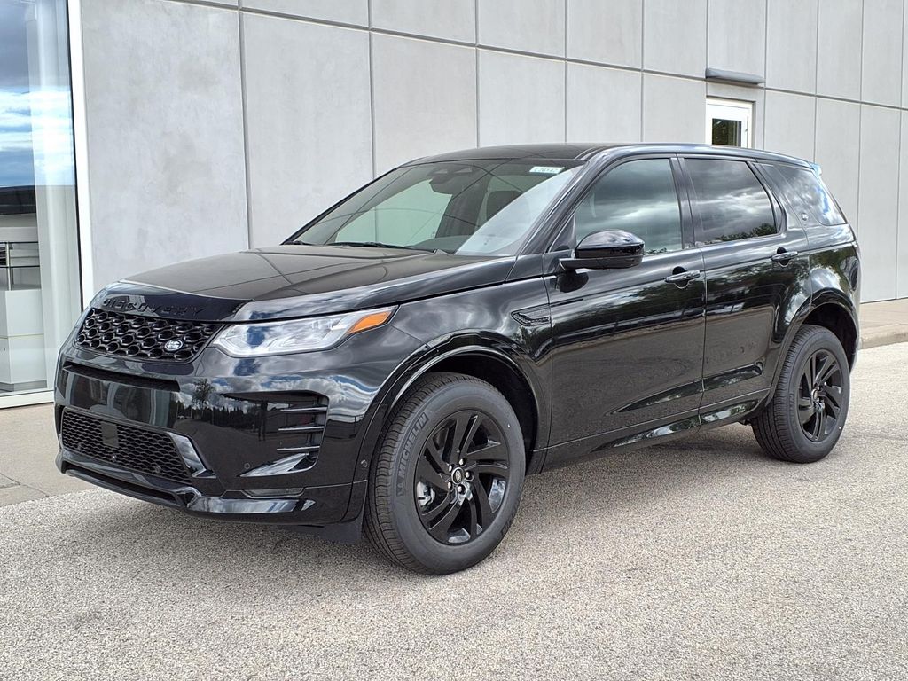 2026 Land Rover Discovery Sport 2.0 Landmark Edition's photo