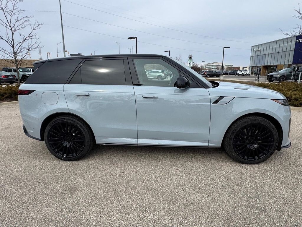 New 2026 Land Rover Range Rover Sport
