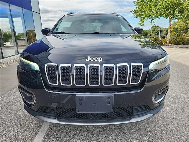 Used 2019 Jeep Cherokee Limited with VIN 1C4PJMDN8KD191655 for sale in Waukesha, WI