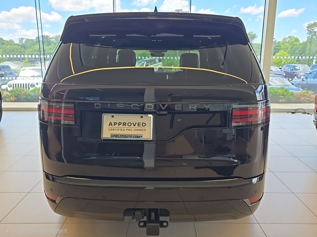 Certified 2025 Land Rover Discovery Dynamic SE SUV