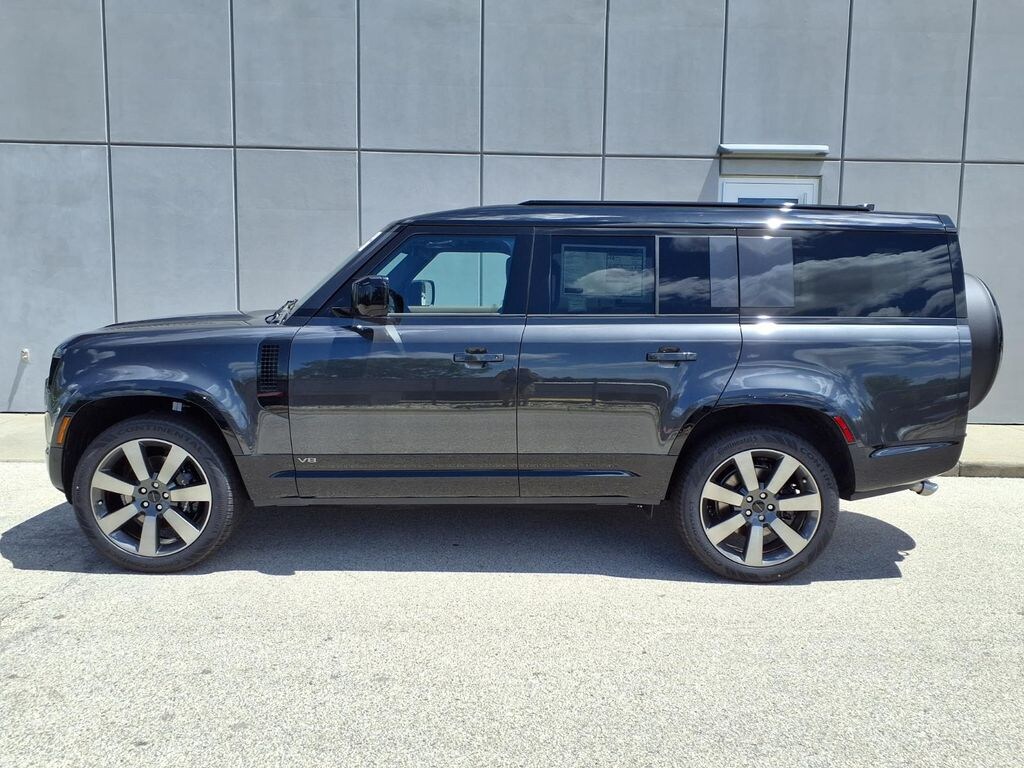 New 2026 Land Rover Defender 130 V8 SUV