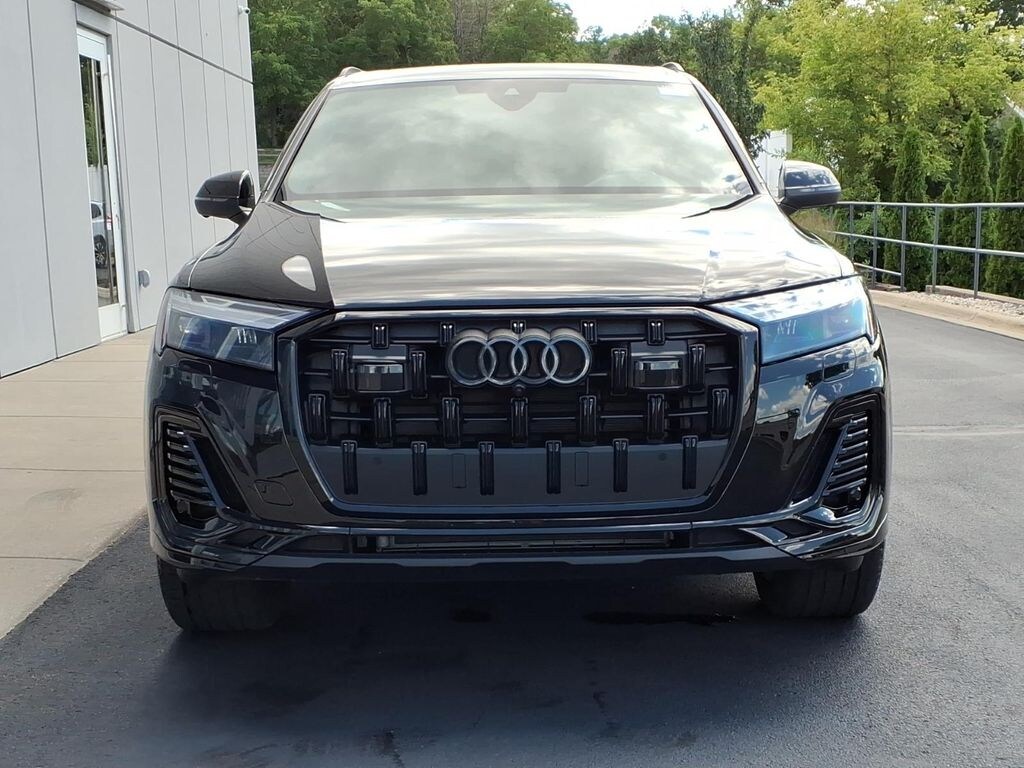 Used 2025 Audi Q7 45 Premium Plus SUV