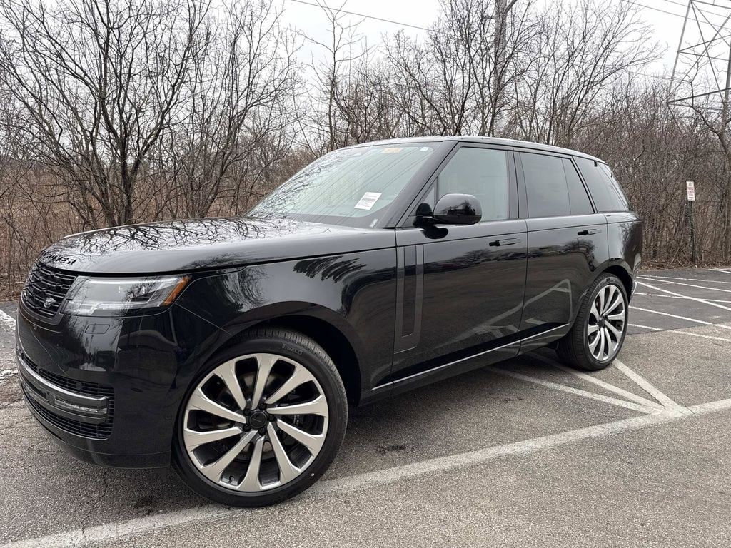 2026 Land Rover Range Rover 4.4 SE SWB's photo