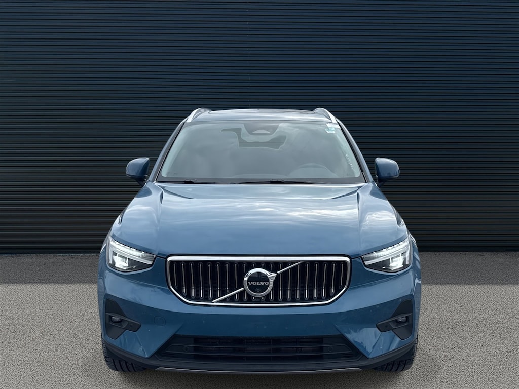 Used 2025 Volvo XC40 Plus Bright Theme SUV
