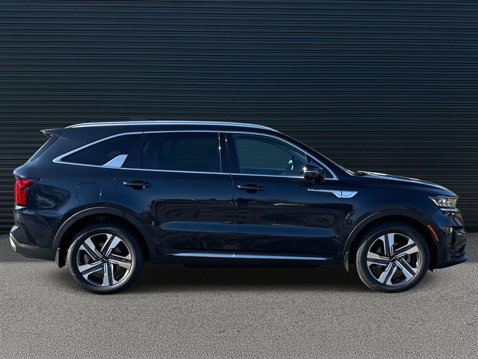 2022 Kia Sorento Plug-In Hybrid SX Prestige photo 4