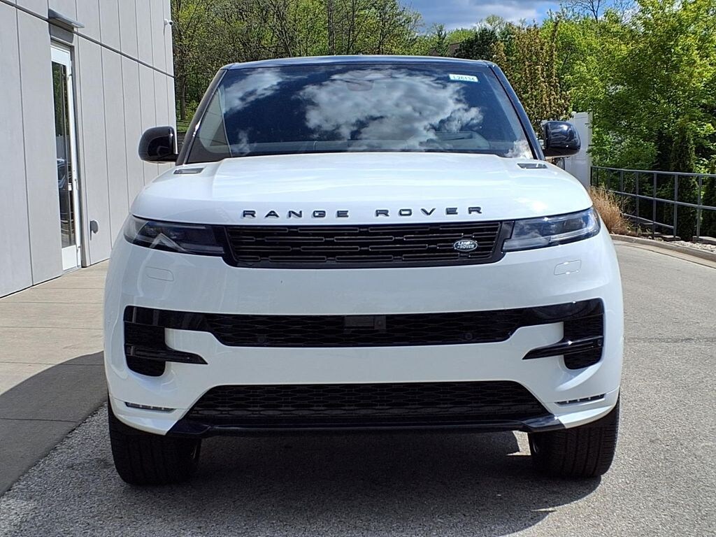 New 2026 Land Rover Range Rover Sport Dynamic SE SUV
