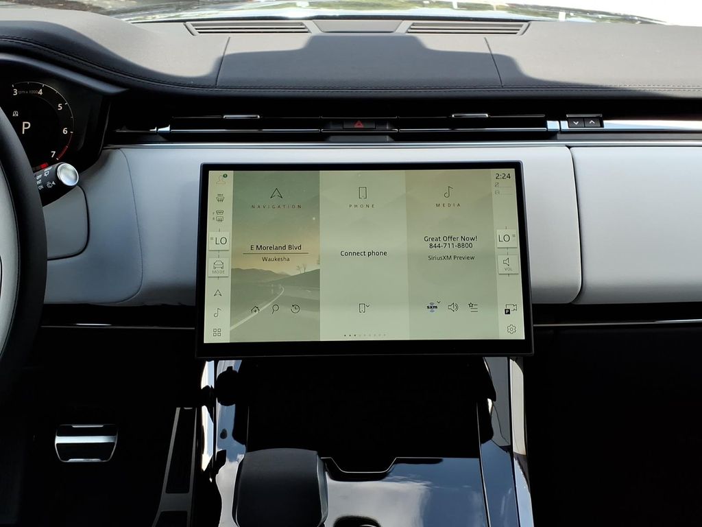 2025 Land Rover Range Rover Sport Dynamic SE - Photo 17