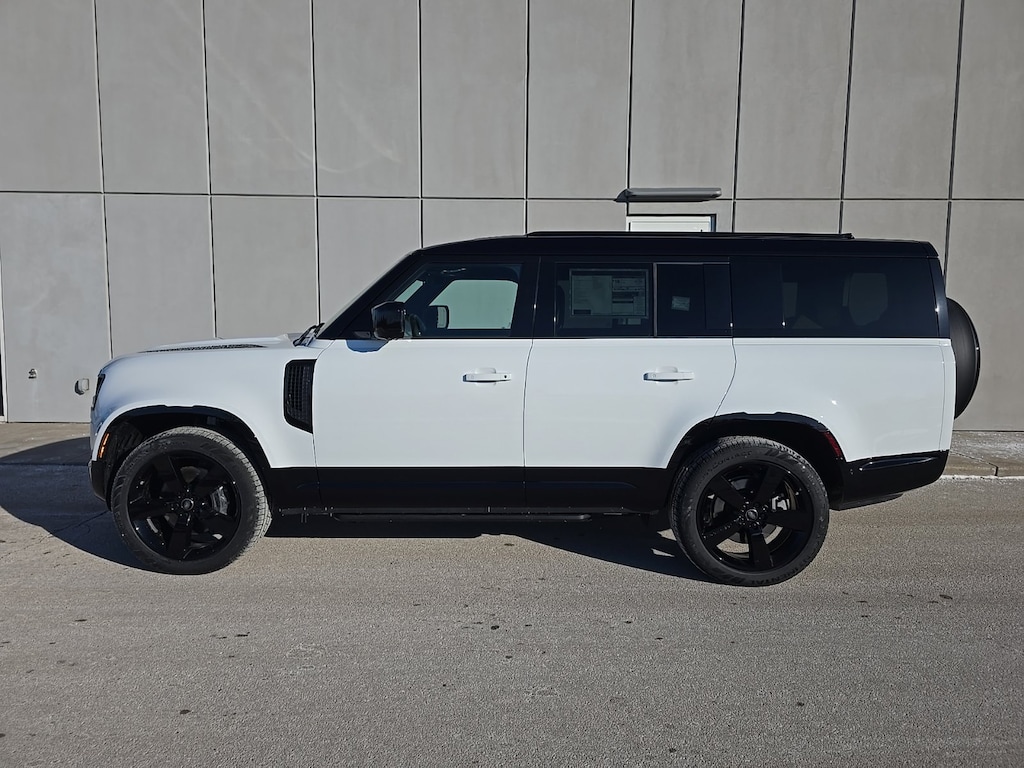 New 2025 Land Rover Defender 130 X-Dynamic SE SUV