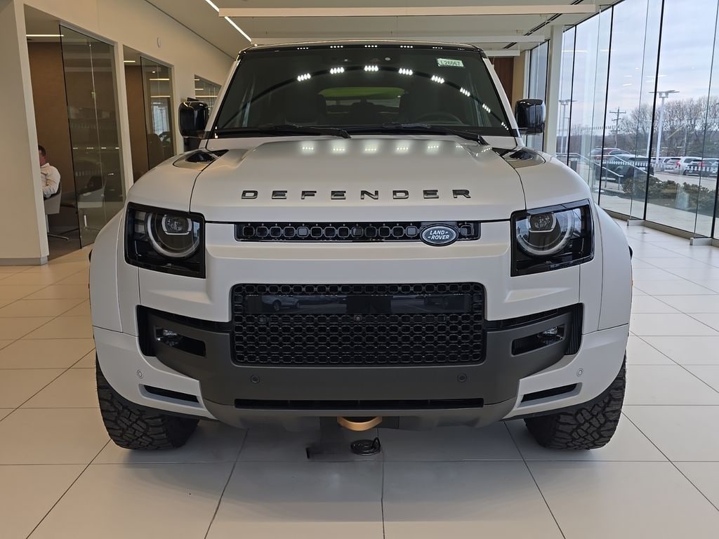 New 2026 Land Rover Defender 110 Octa SUV
