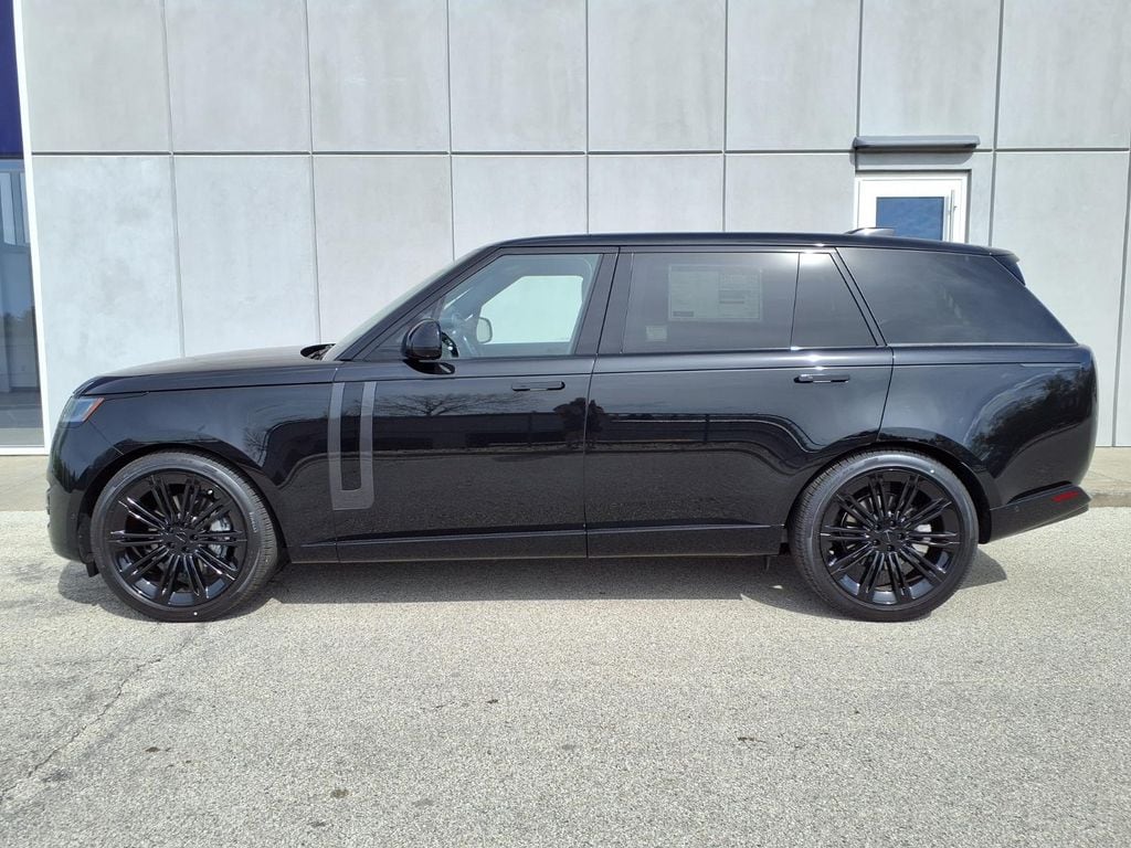 New 2026 Land Rover Range Rover SE 7 Seats SUV