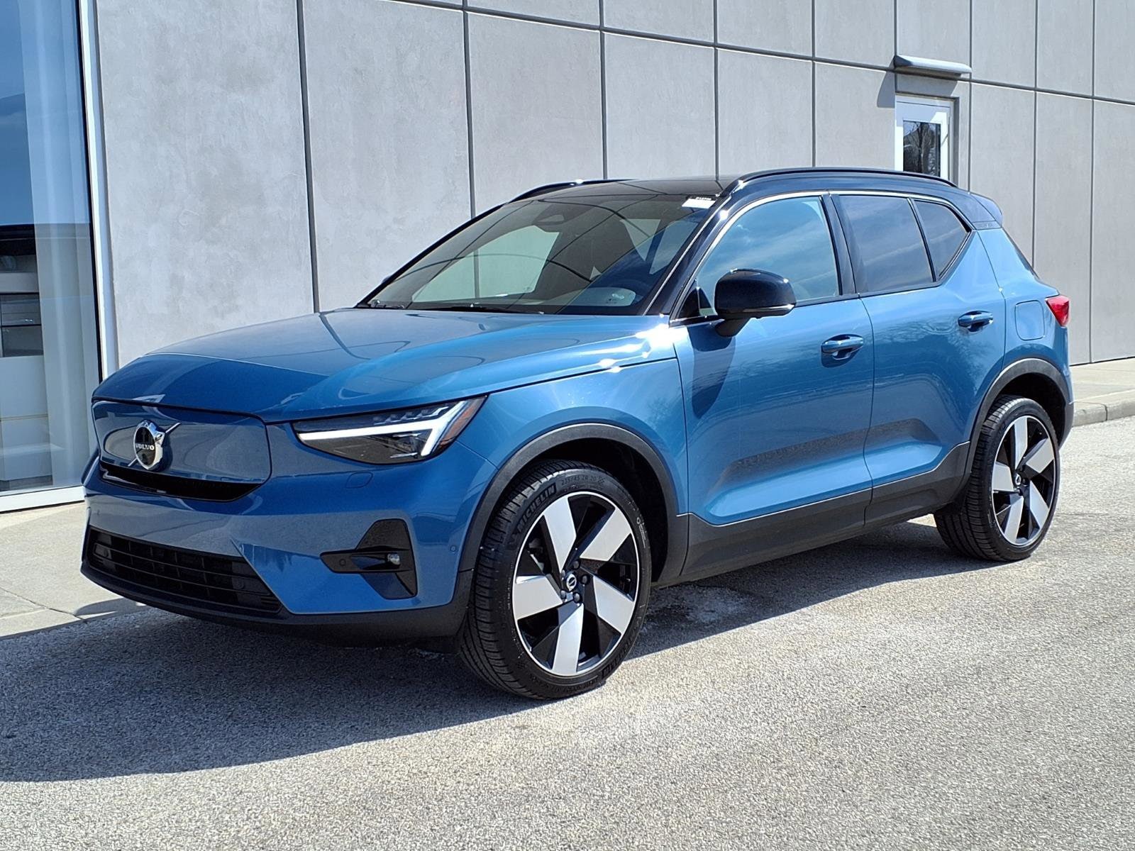 Fjord 2023 Volvo XC40 Recharge Twin Ultimate eAWD SUV / Crossover All-Wheel Drive Automatic