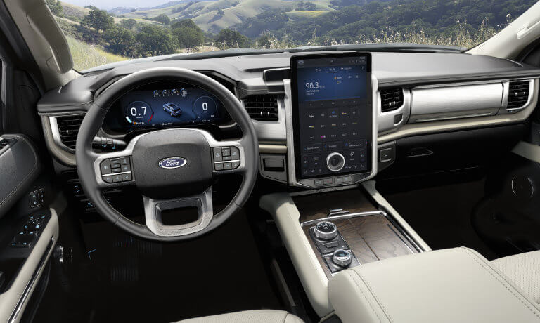 2022 Ford Expedition interior front
