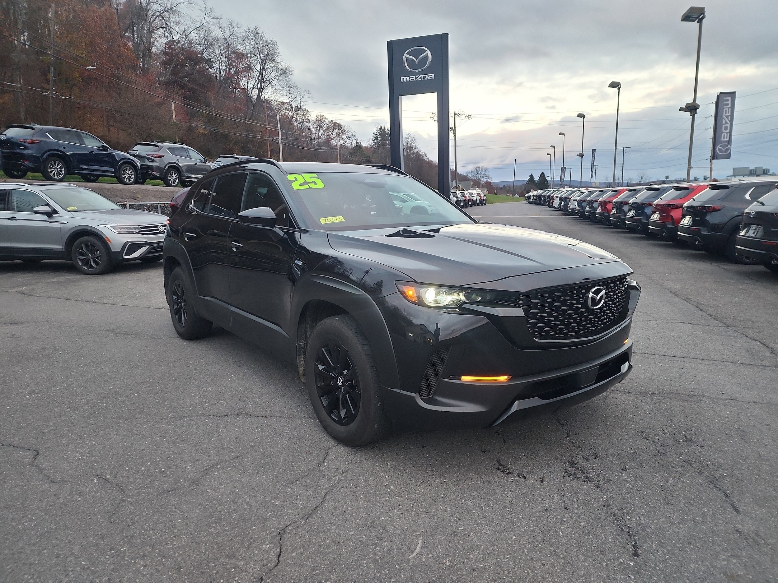 2025 Mazda CX-50 Premium's photo