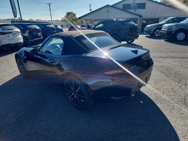 2025 Mazda MX-5 Miata Grand Touring - Photo 9