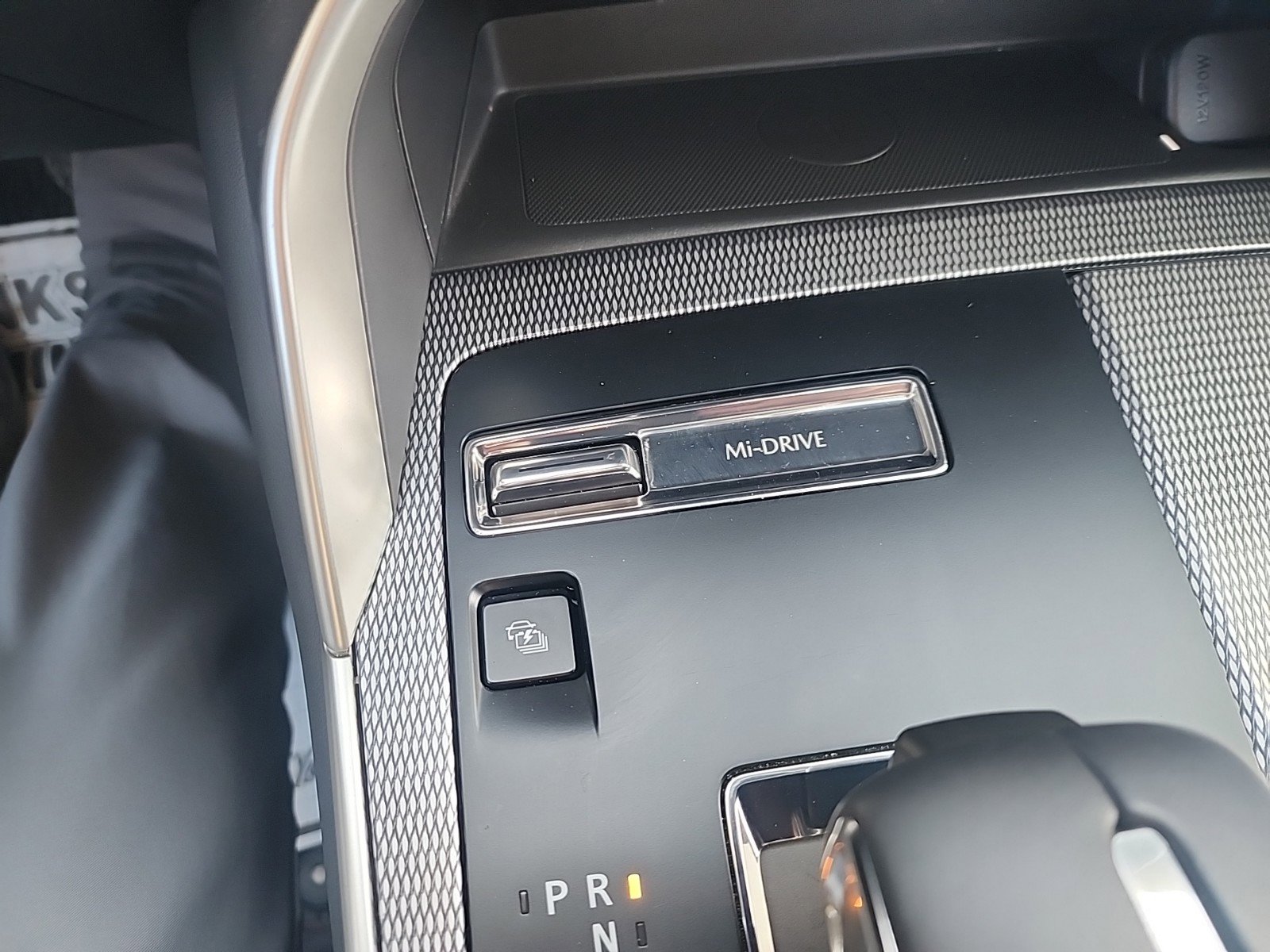 2024 Mazda CX-90 Premium Package - Photo 43