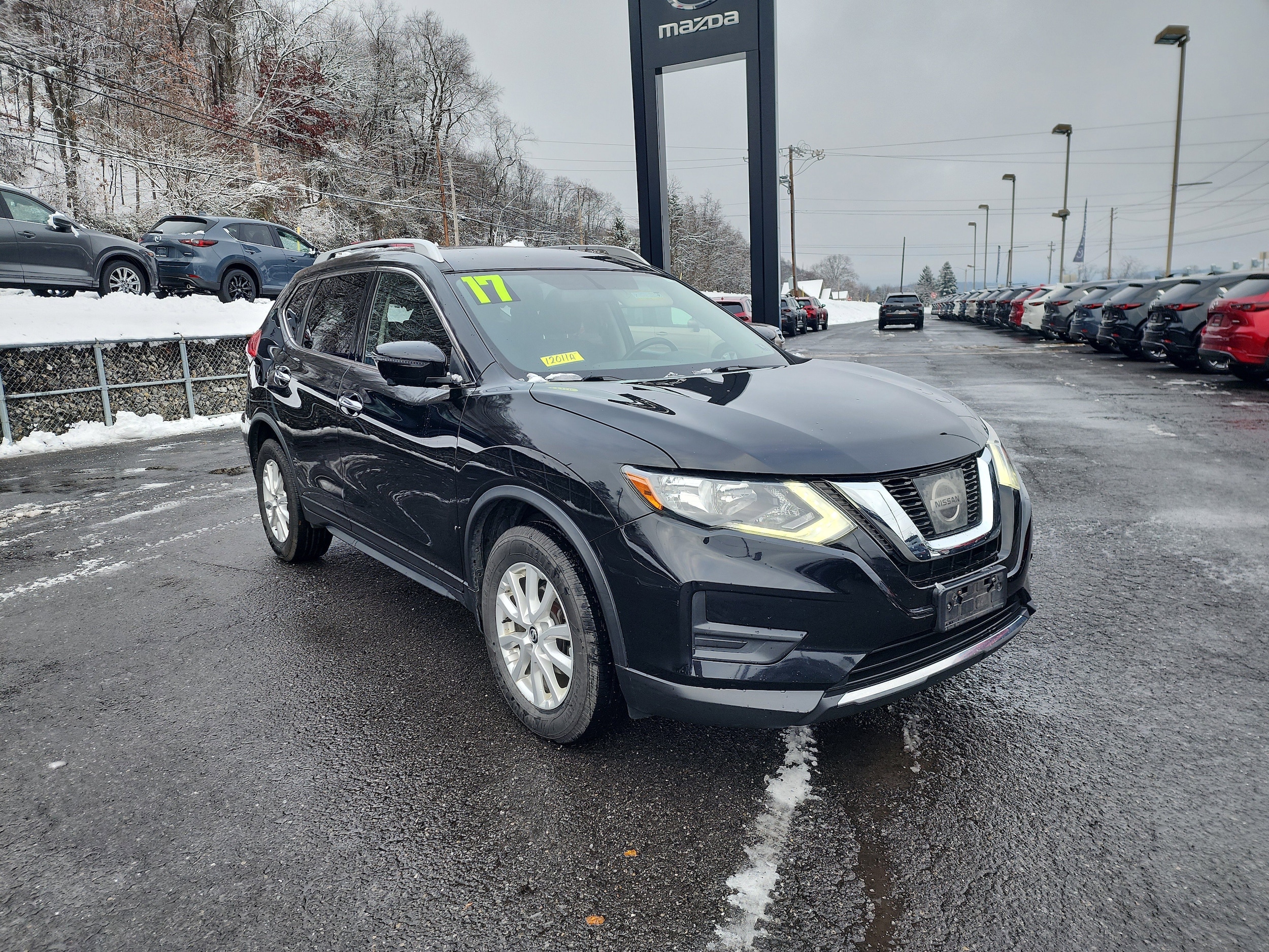 2017 Nissan Rogue SV