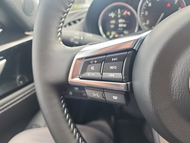 2025 Mazda MX-5 Miata Grand Touring - Photo 24