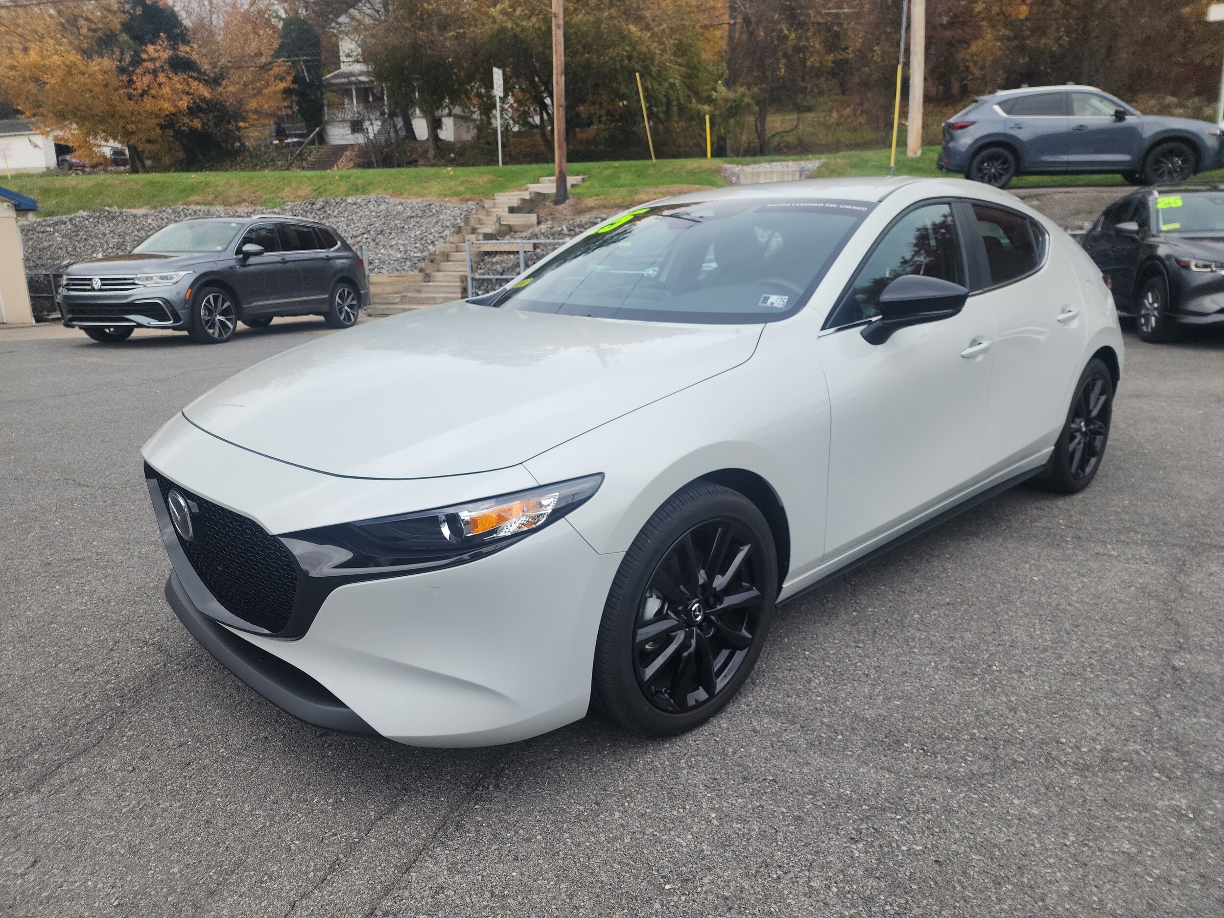 2025 Mazda Mazda3 Hatchback 2.5 Select Sport photo 3