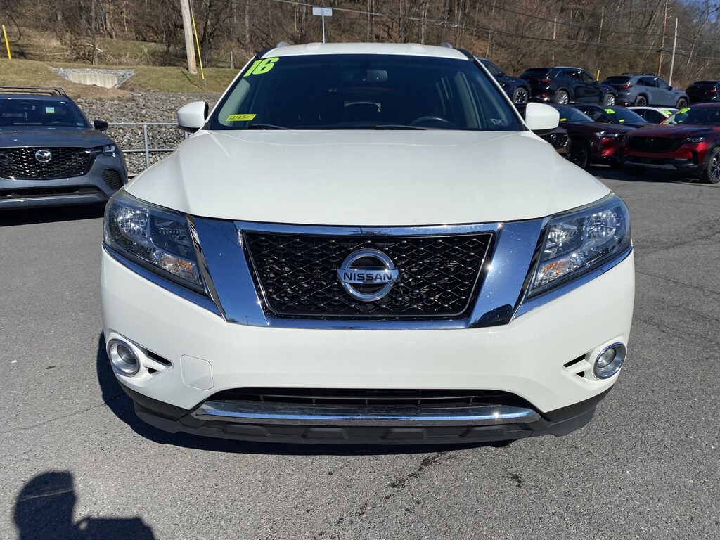 Used 2016 Nissan Pathfinder SV SUV