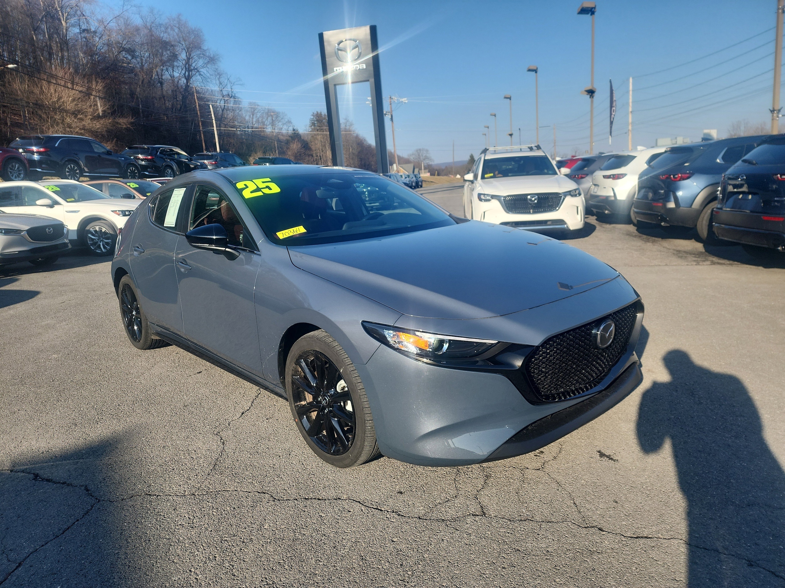 2025 Mazda Mazda3 Carbon Edition
