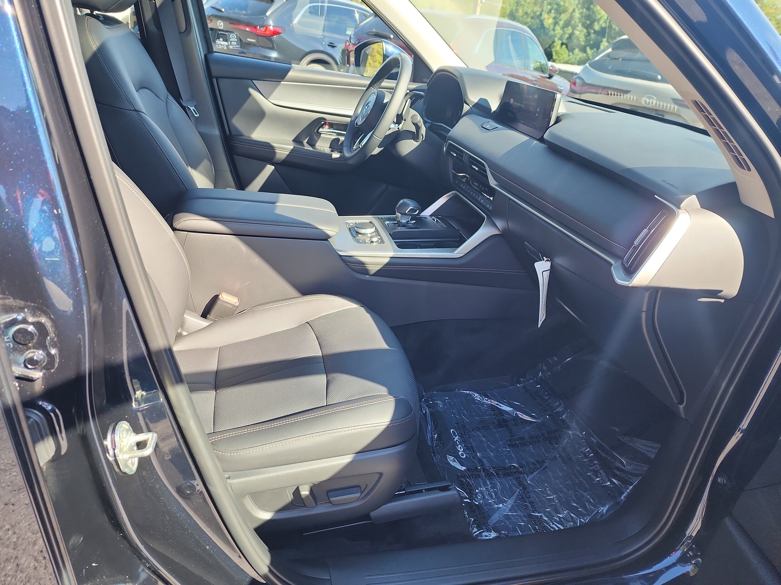 2024 Mazda CX-90 Premium Package - Photo 27