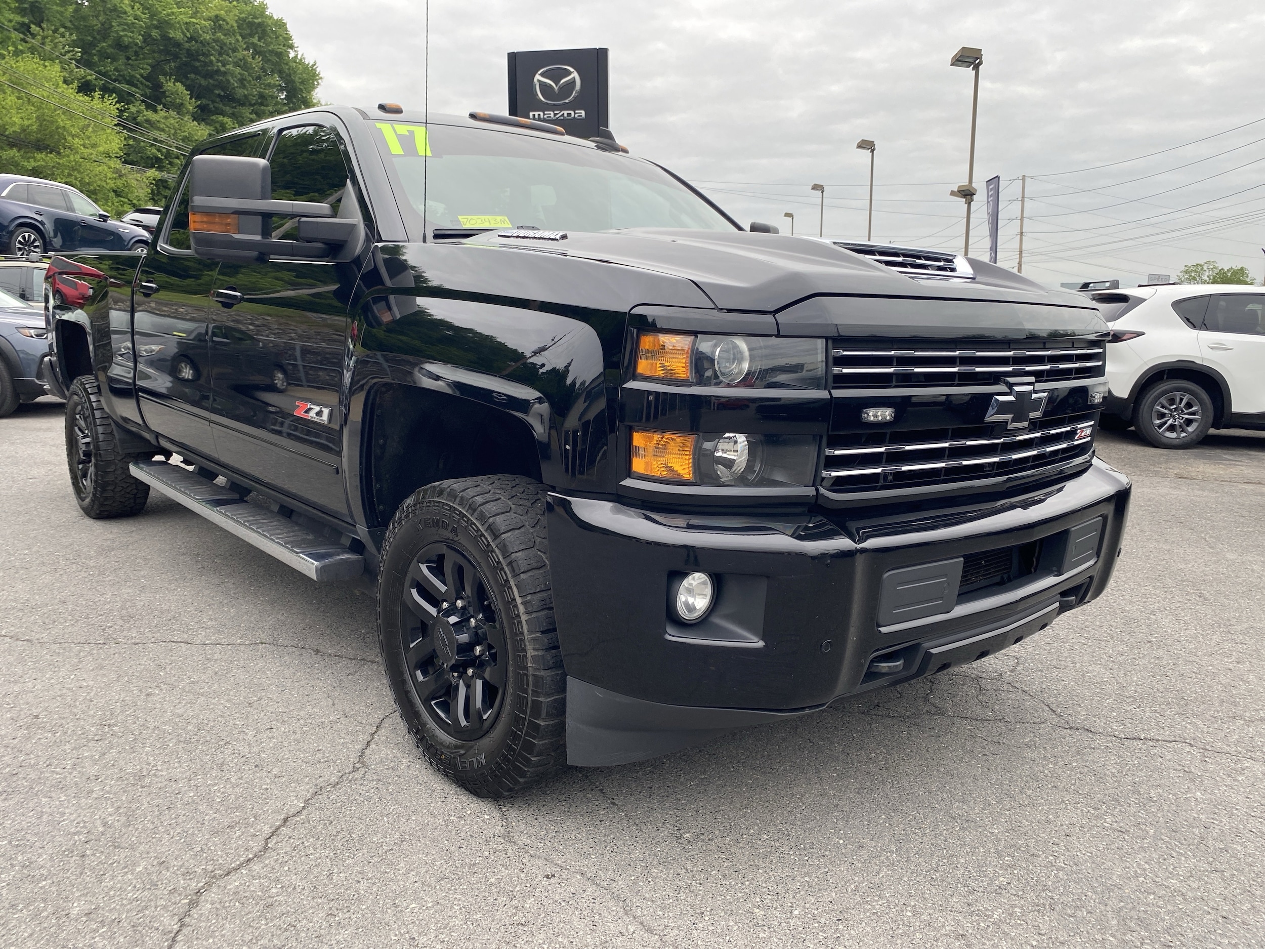 2017 Chevrolet Silverado HD LT 4WD Crew Cab Standard Box's photo