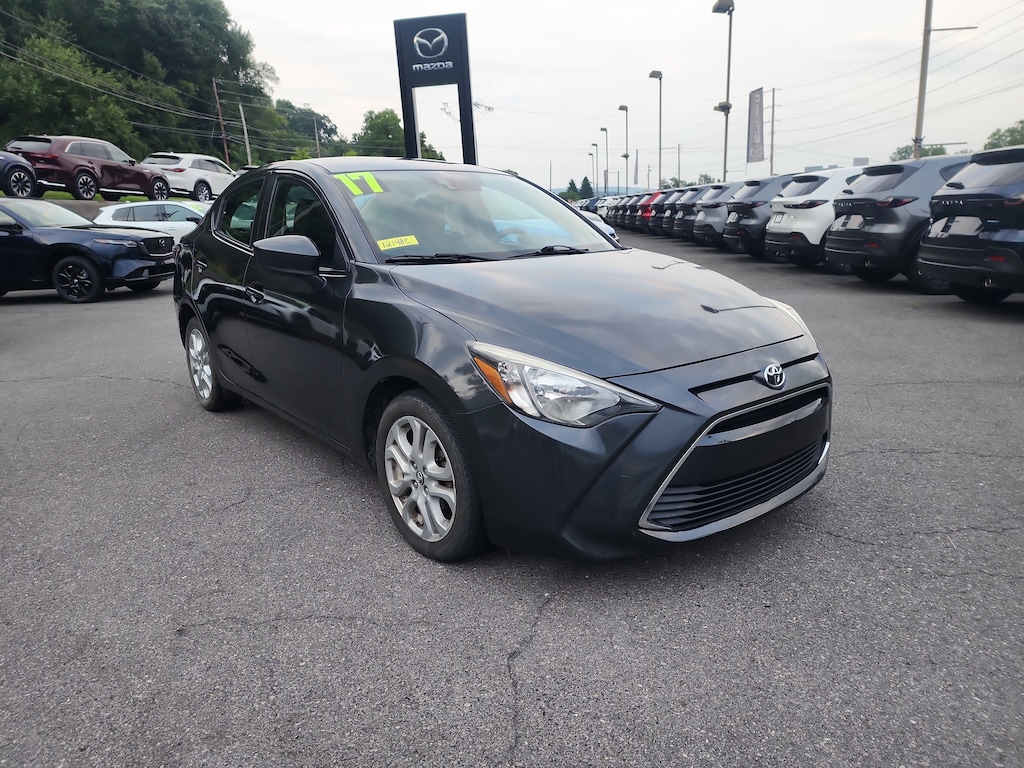 Used 2017 Toyota Yaris iA Base Sedan