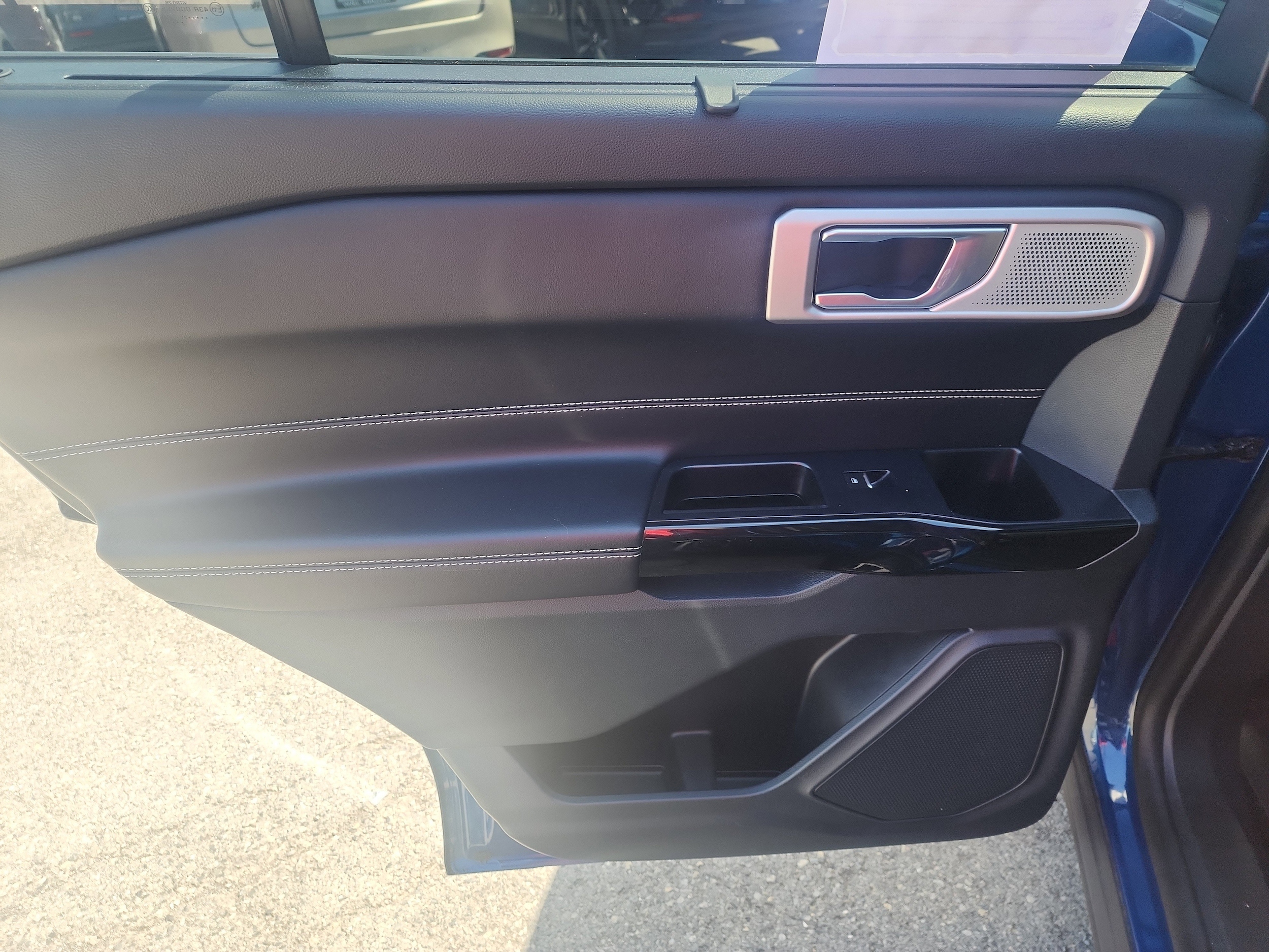 2021 Ford Explorer ST - Photo 12