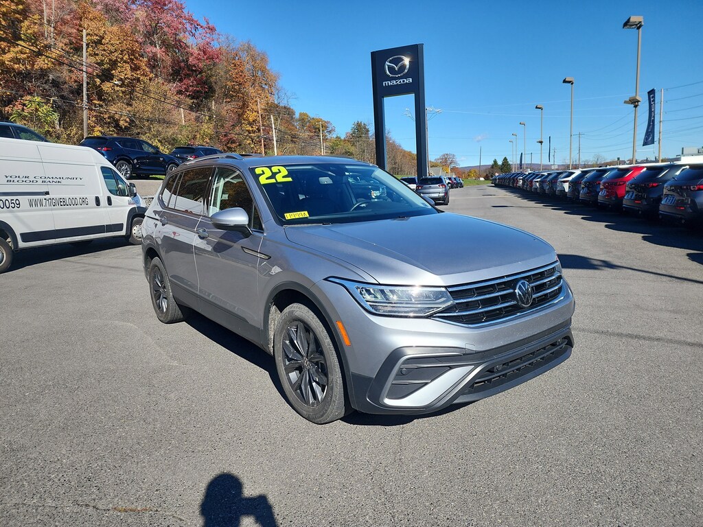 Used 2022 Volkswagen Tiguan 2.0T SE SUV