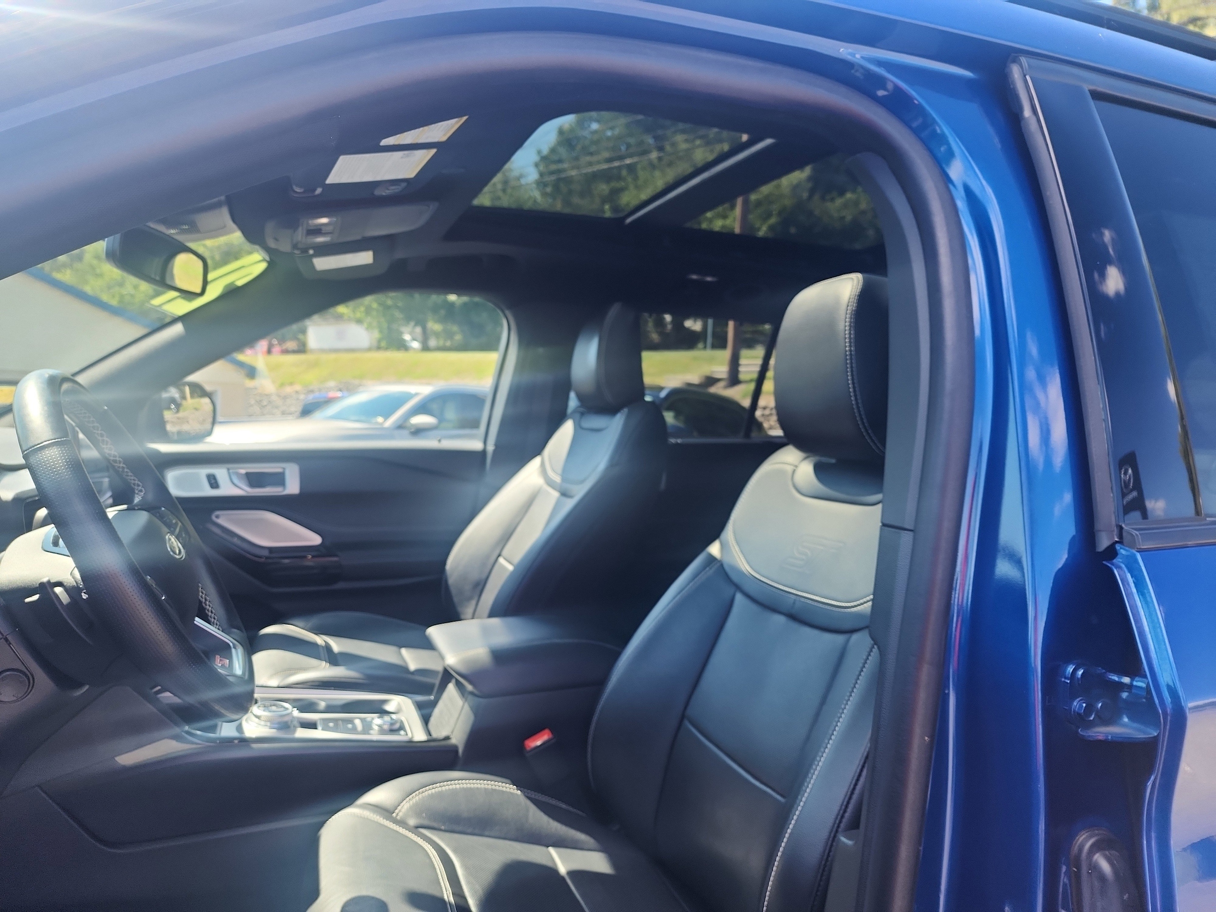 2021 Ford Explorer ST - Photo 11