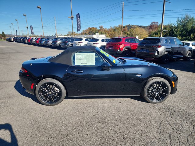 2025 Mazda MX-5 Miata Grand Touring - Photo 15