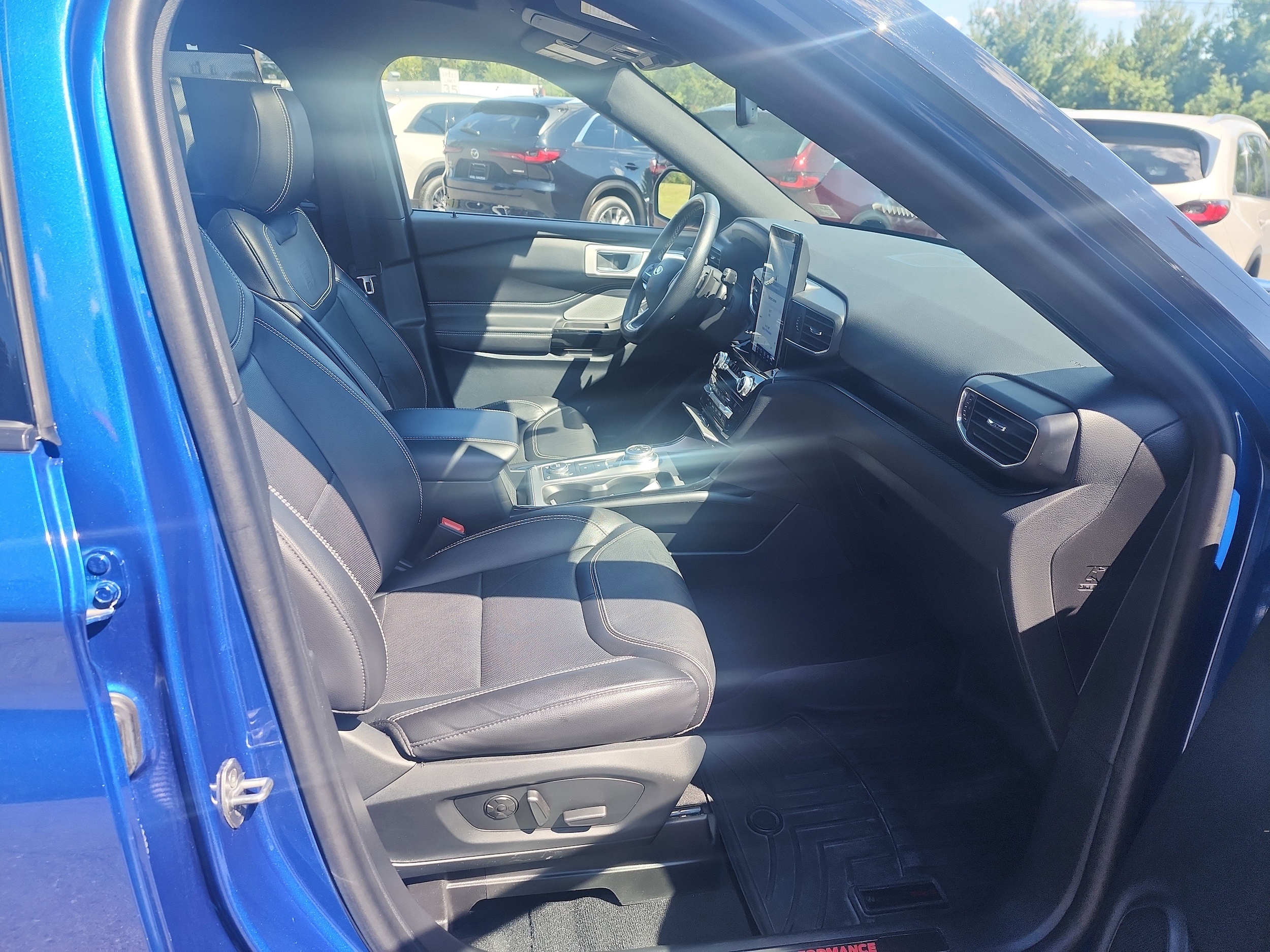 2021 Ford Explorer ST - Photo 25