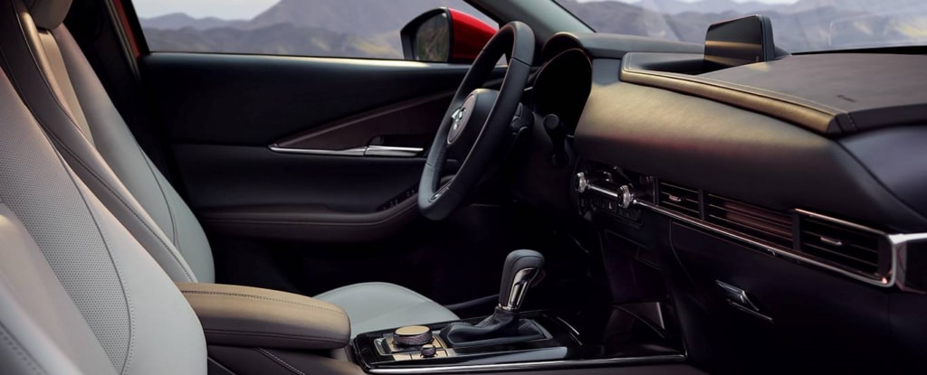 2024-mazda-cx-30-front-interior-space-1024x415.png