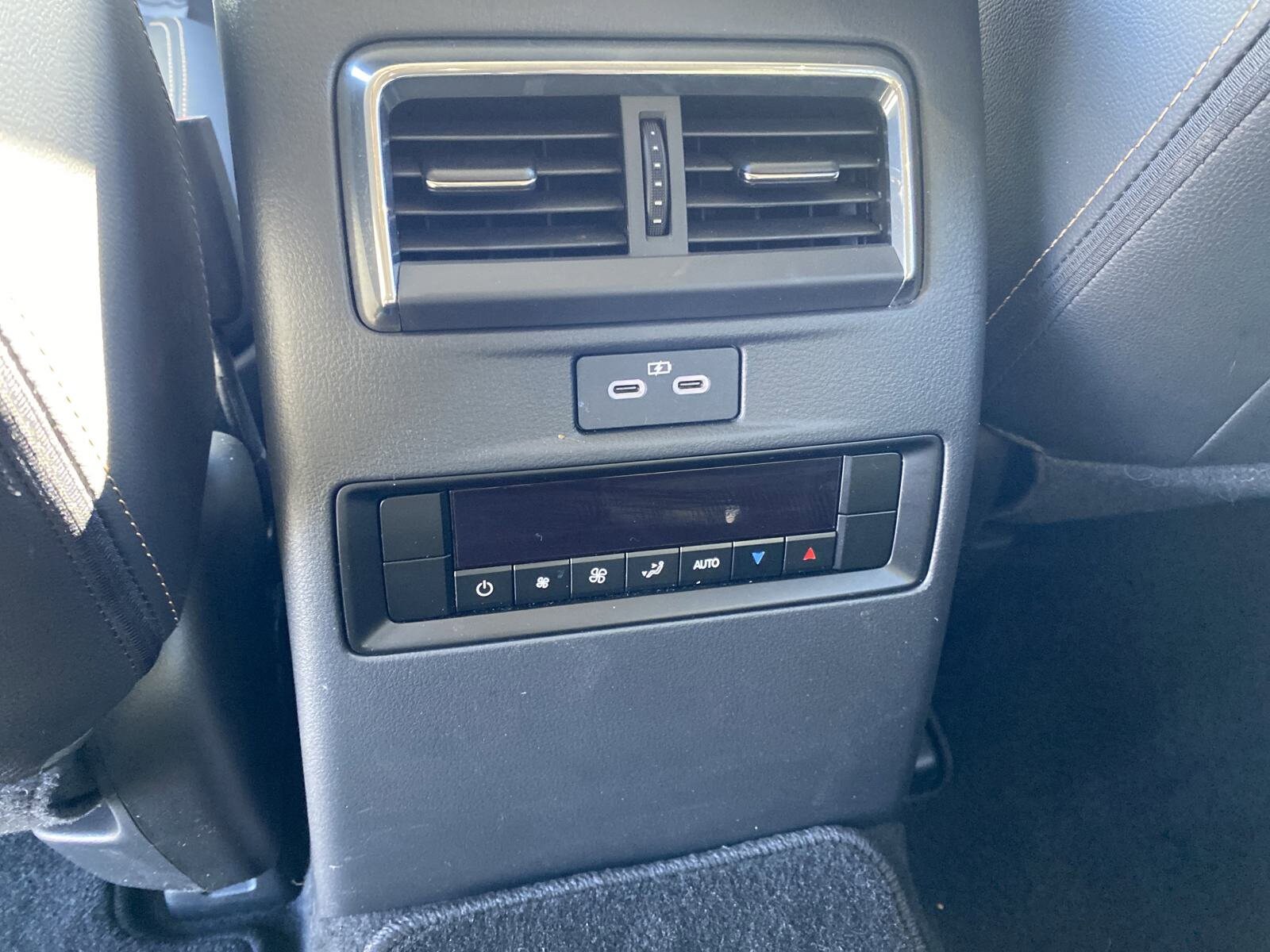 2024 Mazda CX-90 Premium Package - Photo 13