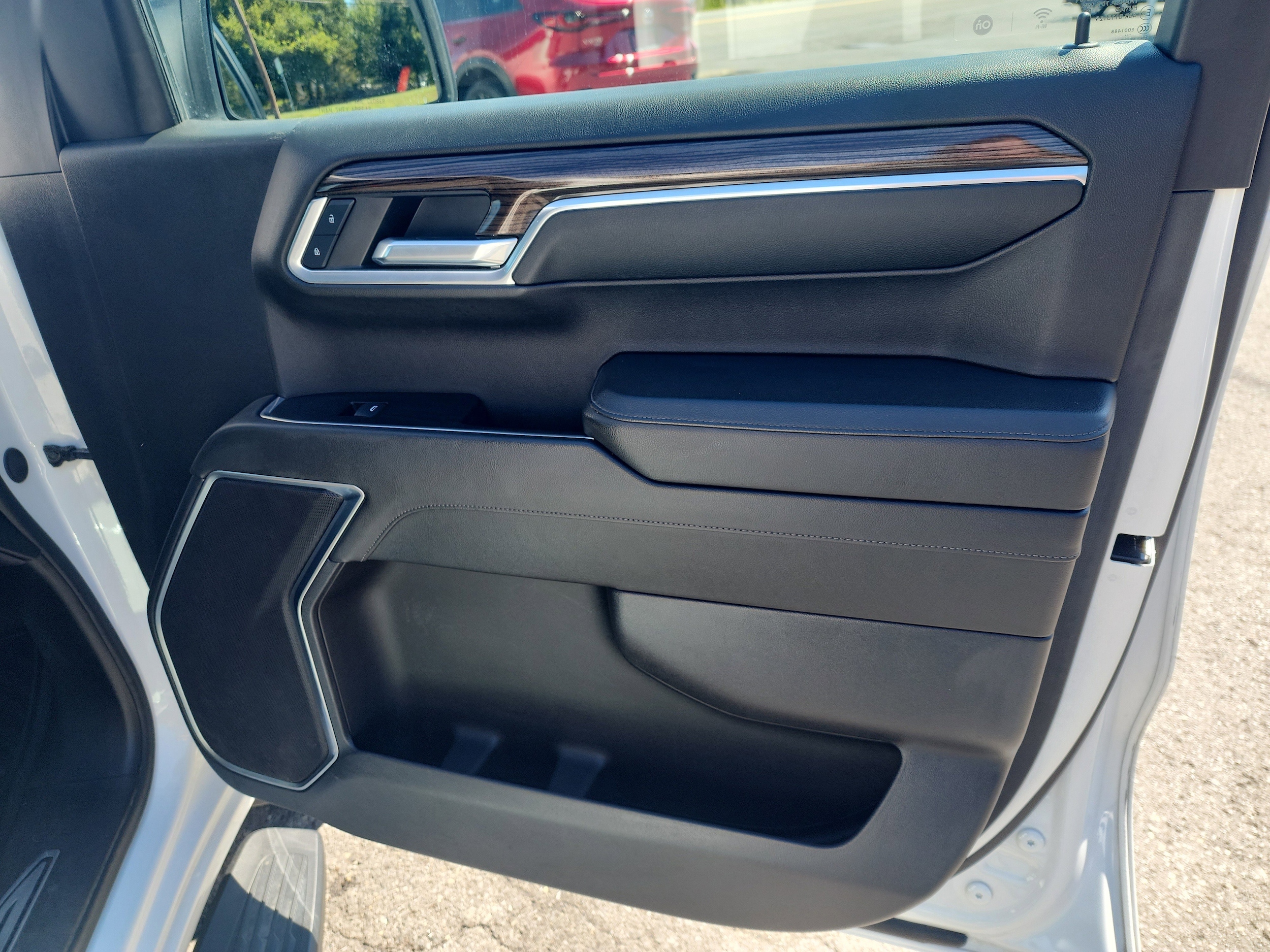 2024 Chevrolet Silverado 1500 LT - Photo 19