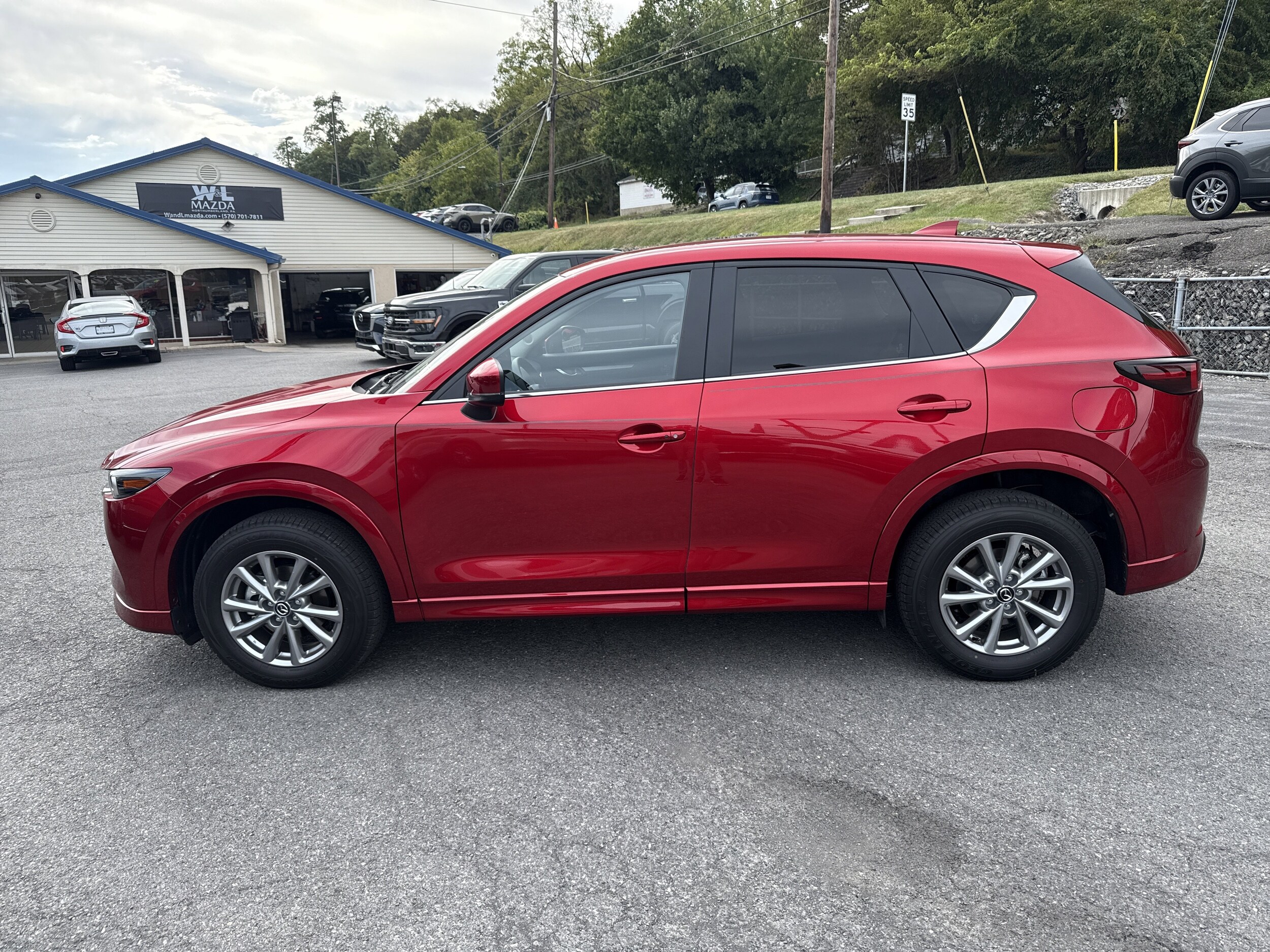 2025 Mazda CX-5 2.5 S Preferred photo 3