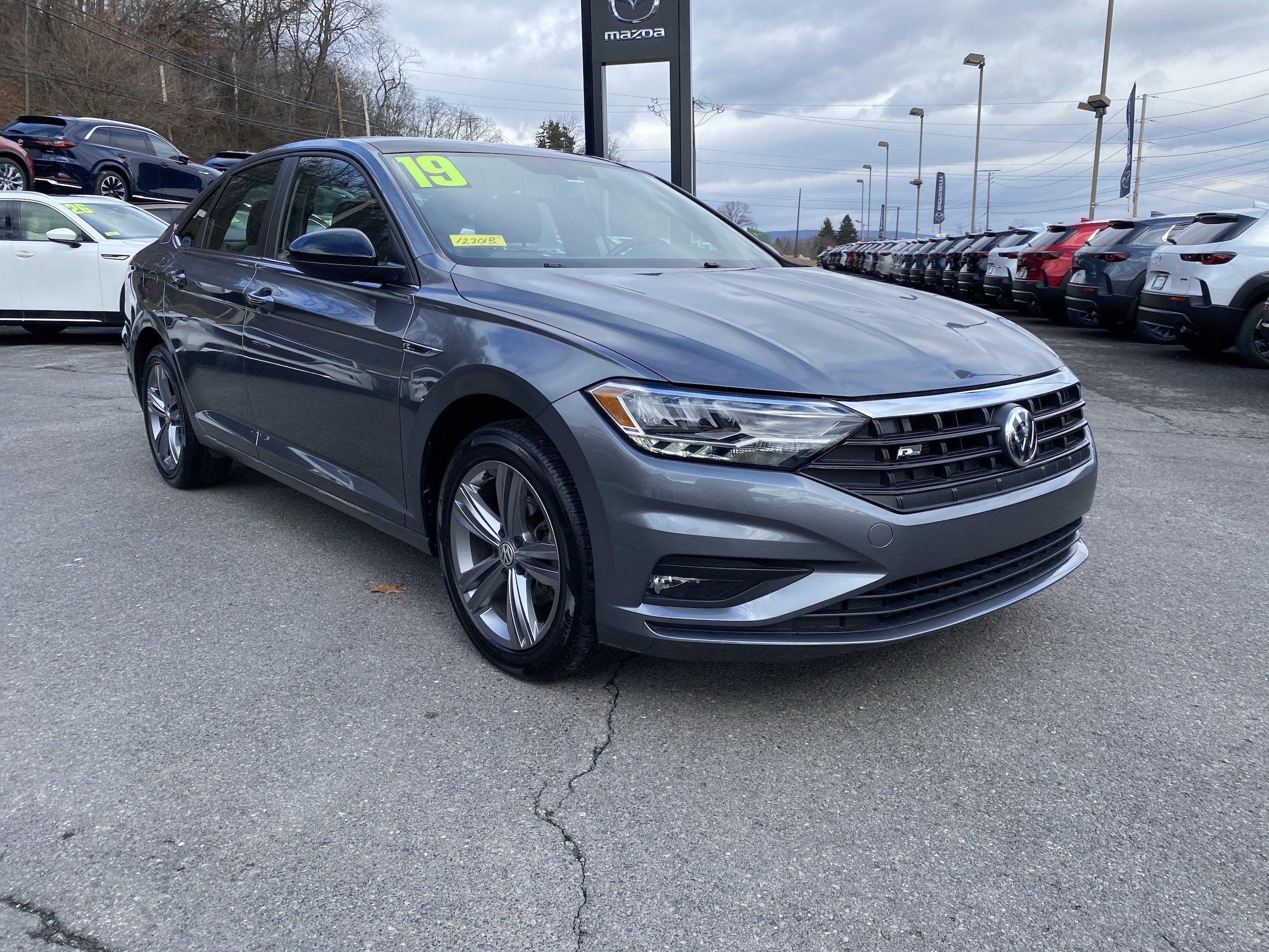 2019 Volkswagen Jetta R-Line