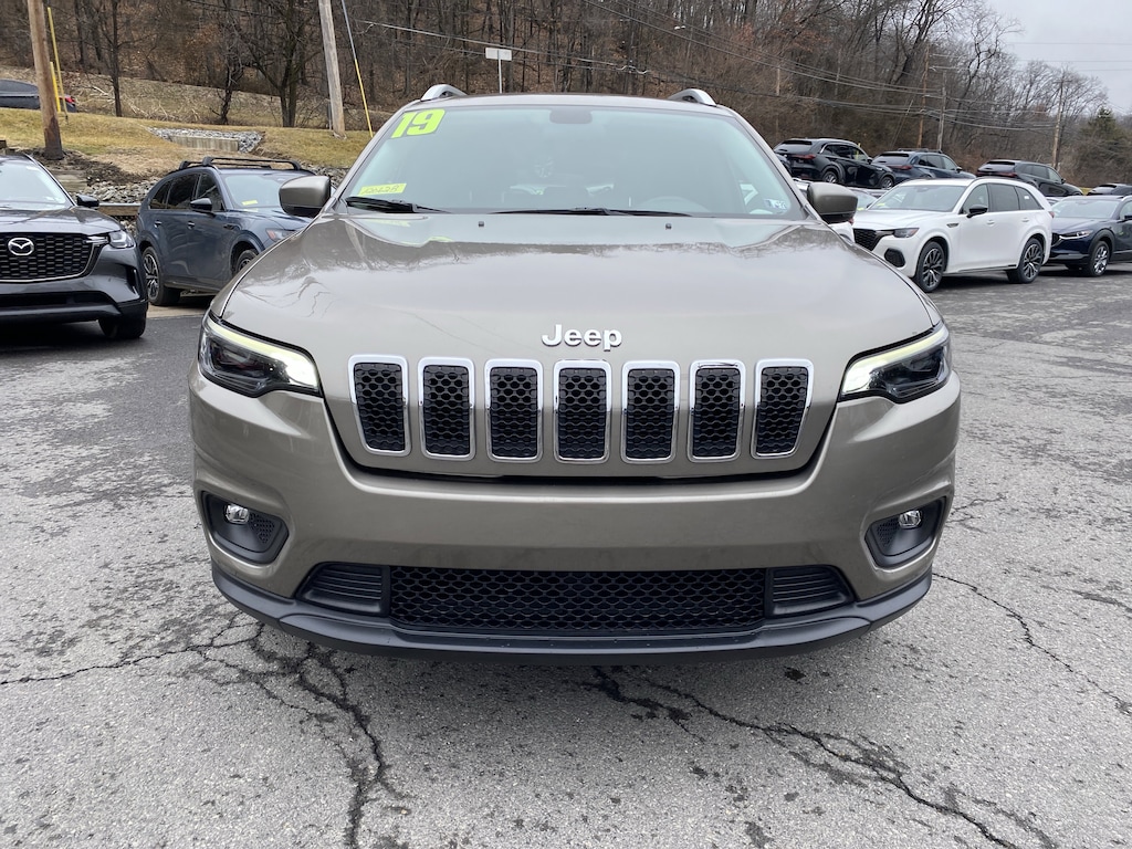 Used 2019 Jeep Cherokee Latitude Plus 4x4 SUV