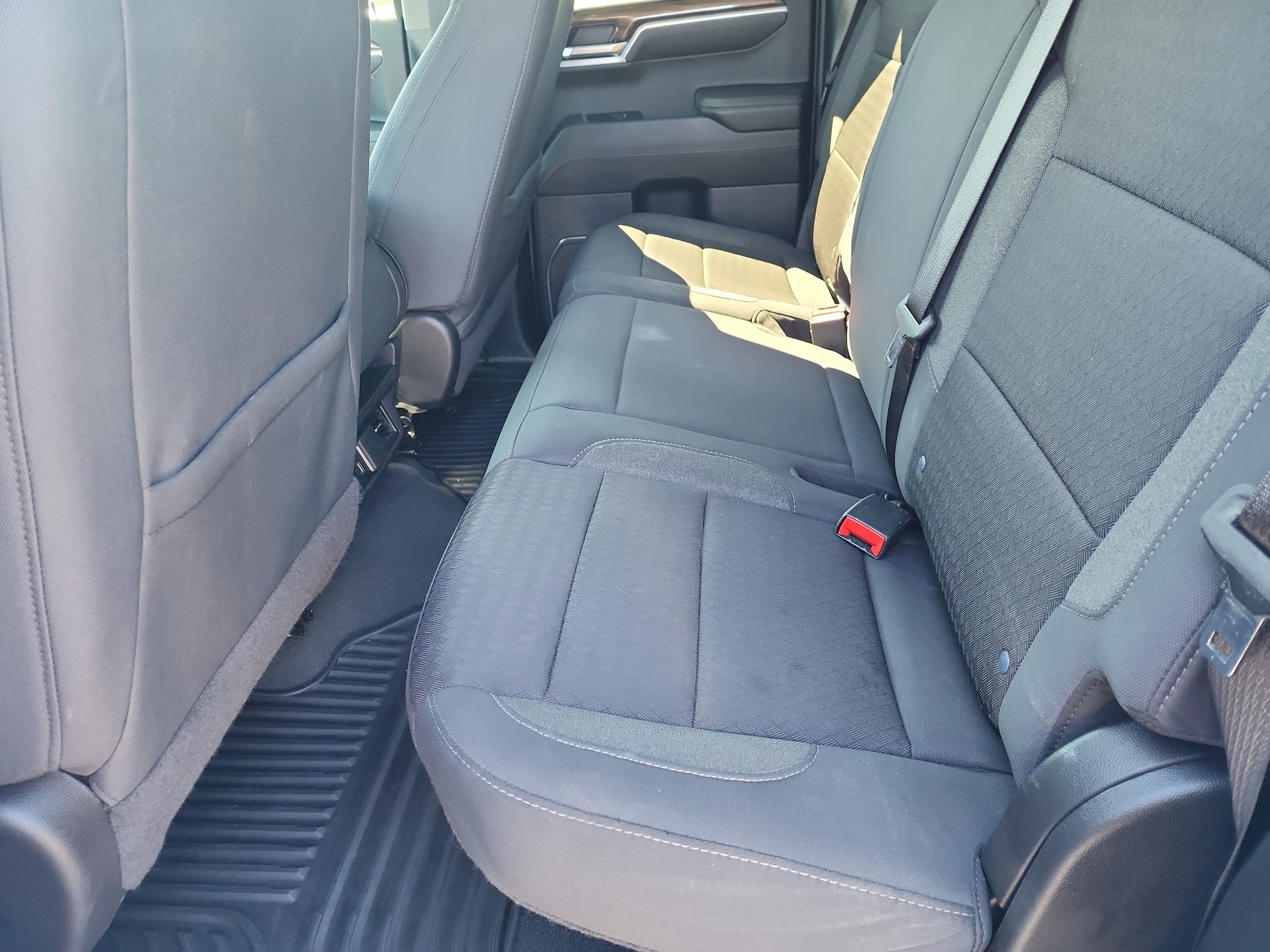 2024 Chevrolet Silverado 1500 LT - Photo 10