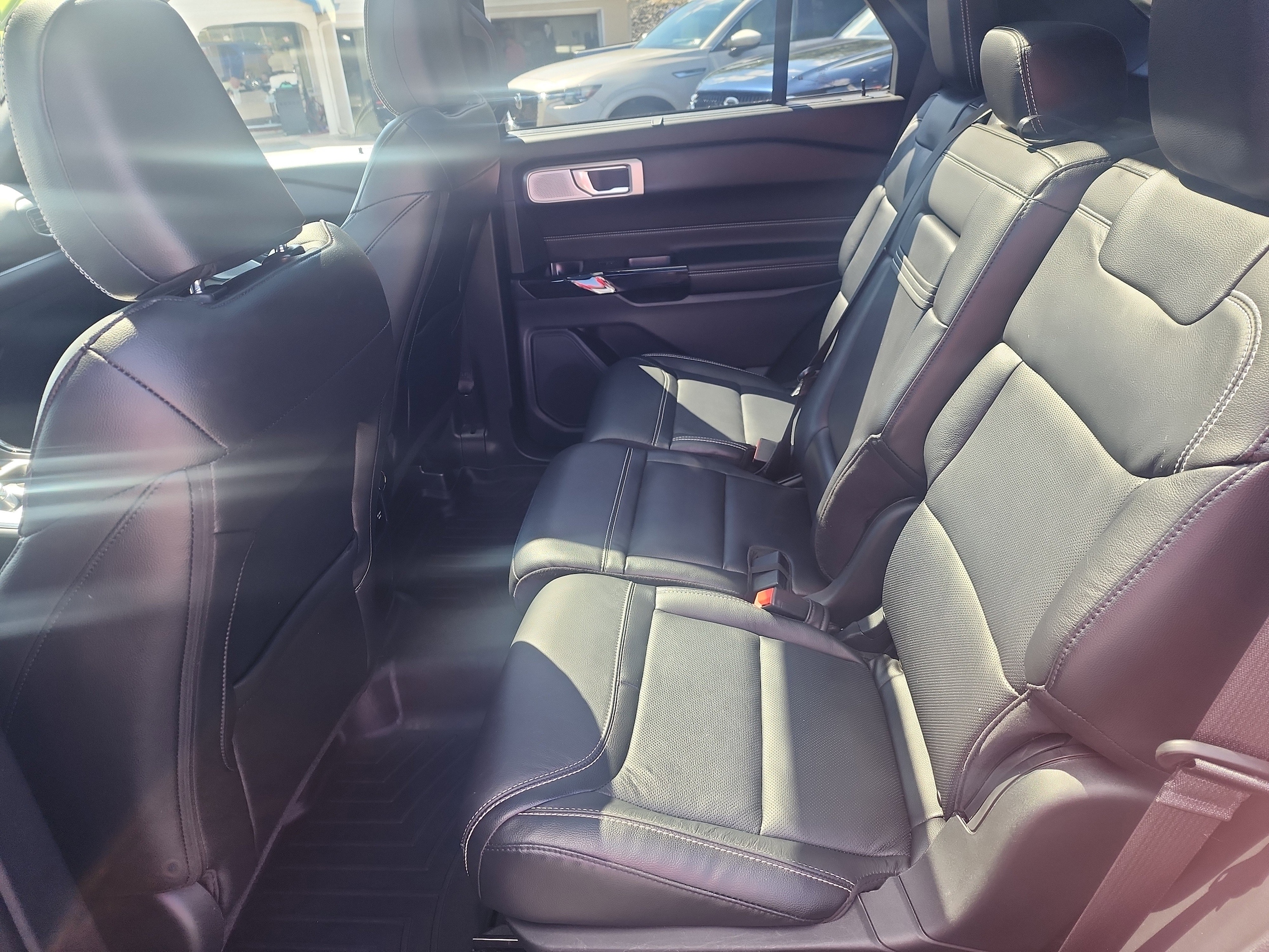 2021 Ford Explorer ST - Photo 13