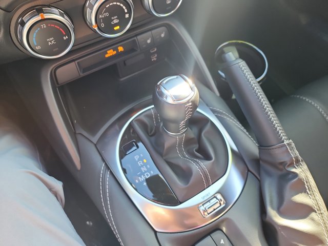 2025 Mazda MX-5 Miata Grand Touring - Photo 29