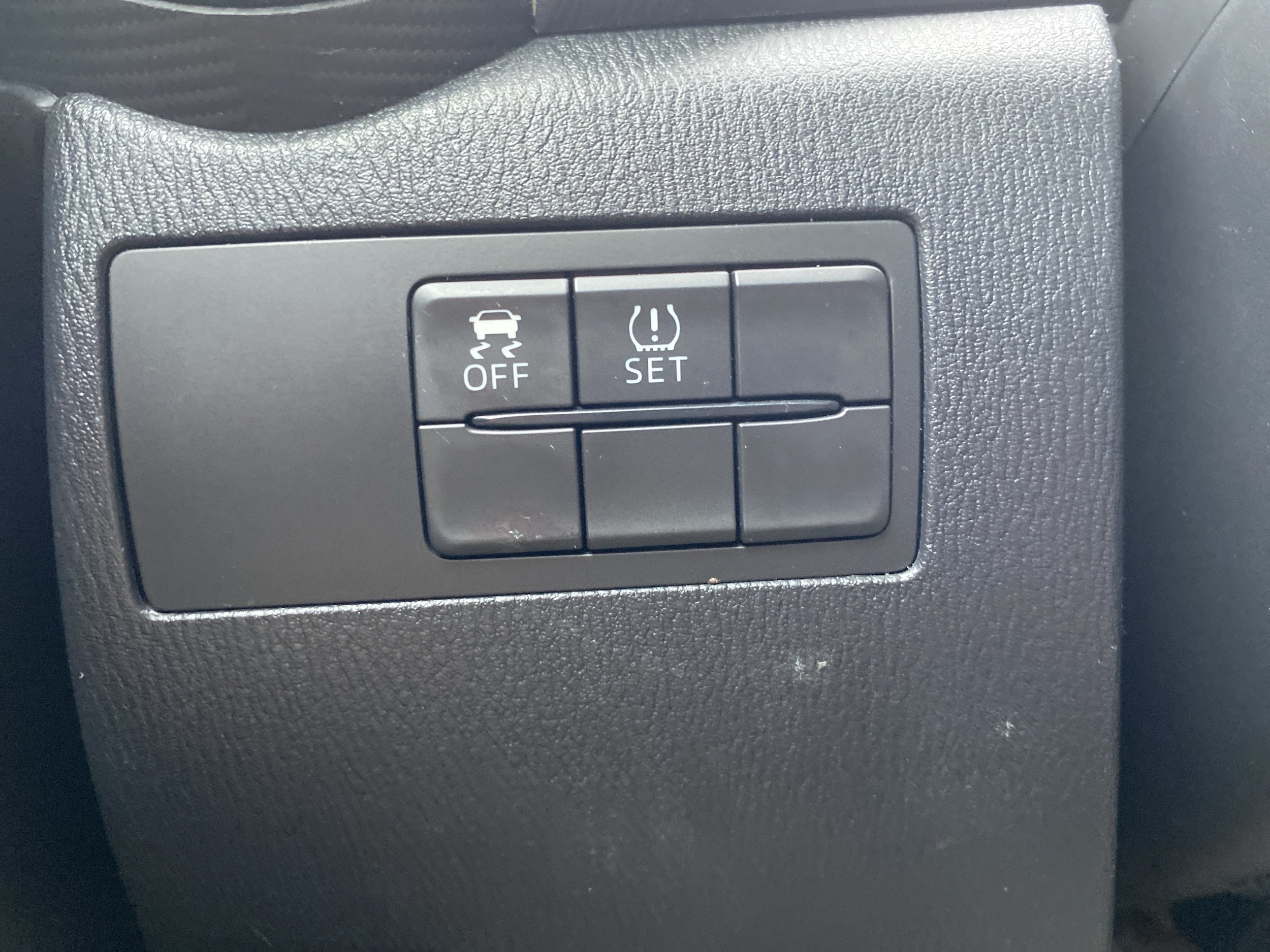 Used 2017 Toyota Yaris iA Base with VIN 3MYDLBYV6HY176476 for sale in Northumberland, PA